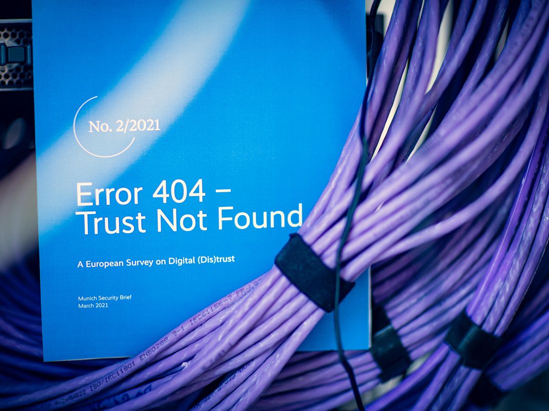 Cover of the Munich Security Brief "Error 404 – Trust Not Found"