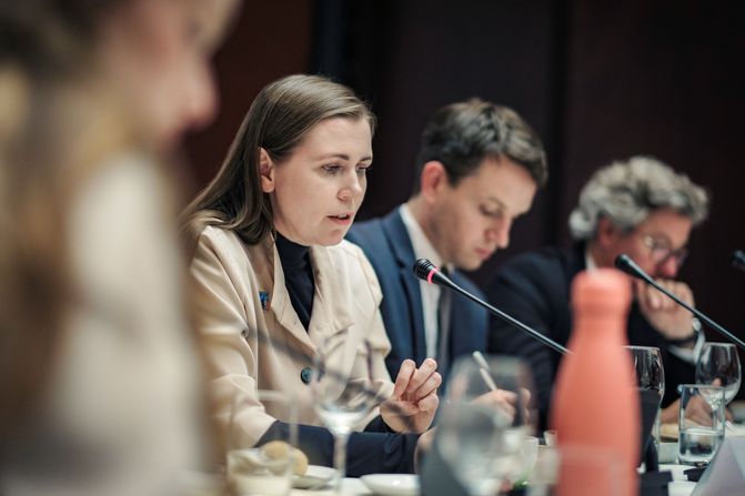 Dovilė Šakalienė (Verteidigungsministerin von Litauen) bei einer Roundtable