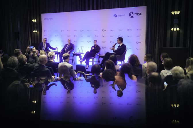 Night Cap Session bei „NATO in the Huis“, veranstaltet von Clingendael & der Münchner Sicherheitskonferenz