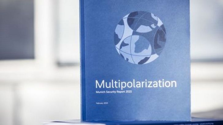 Cover des Munich Security Reports 2025